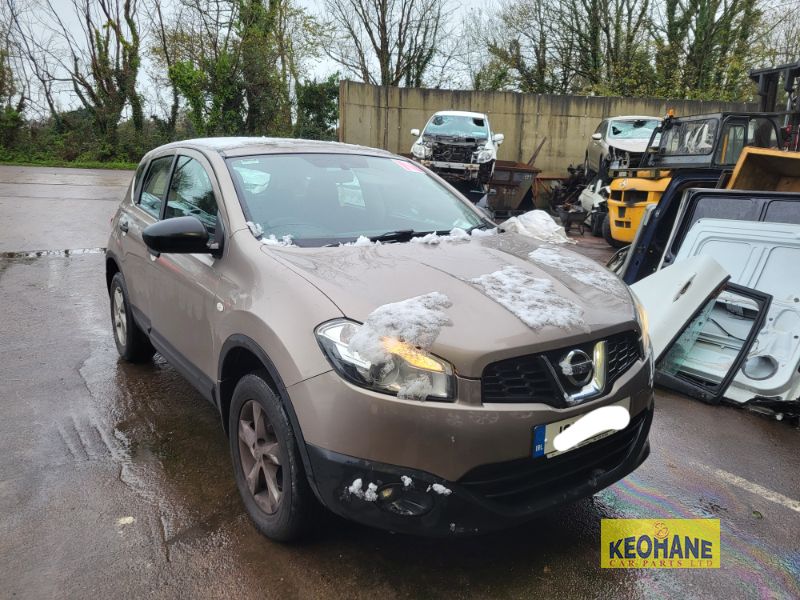 2013 NISSAN QASHQAI 1.6 CVT XE 4DR AUTO for breaking