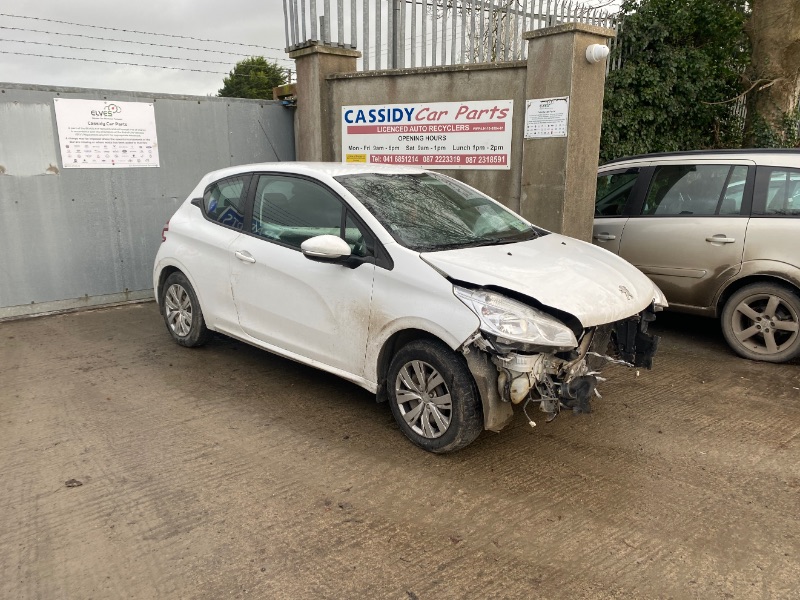 2013 PEUGEOT 208 1.2 VTI 82 ACCESS+ 3DR 82BHP for breaking