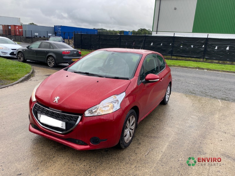2013 PEUGEOT 208 ACCESS PLUS for breaking