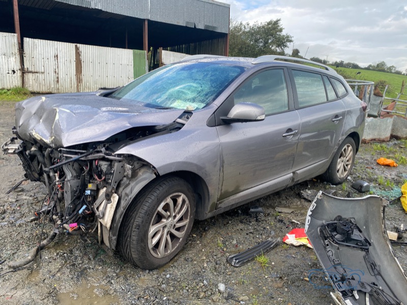 2013 RENAULT GRAND MEGANE DYNAMIQUE 1.5 DCI 4DR AUTO for breaking