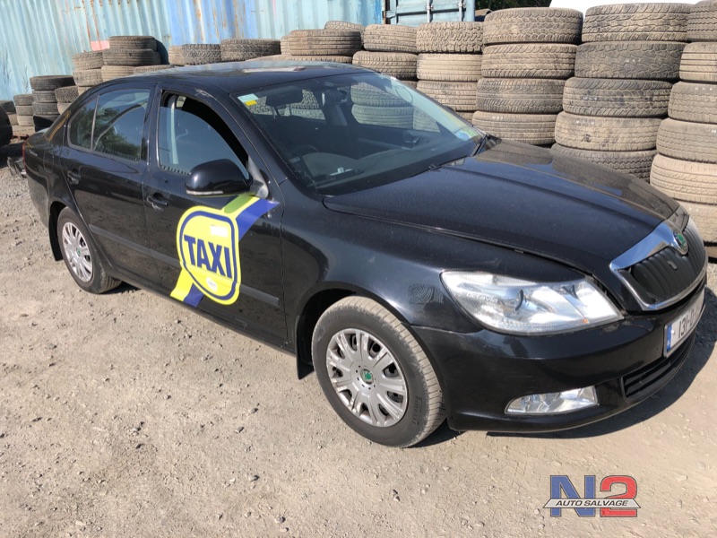 2013 SKODA OCTAVIA AMBITION 1.6 TDI 105HP 4DR for breaking