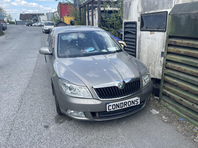 2013 SKODA OCTAVIA EXCLUSIVE 1.6 TDI 105HP 4DR for breaking