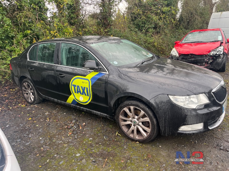 2013 SKODA SUPERB 2.0 TDI CR SE 140PS 5DR AUTO for breaking