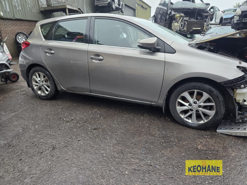 2013 TOYOTA AURIS 1.4 D-4D LUNA NG 4DR for breaking