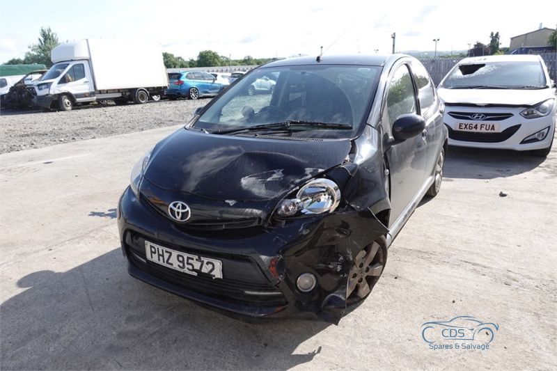 2013 TOYOTA AYGO VVT-I FIRE for breaking