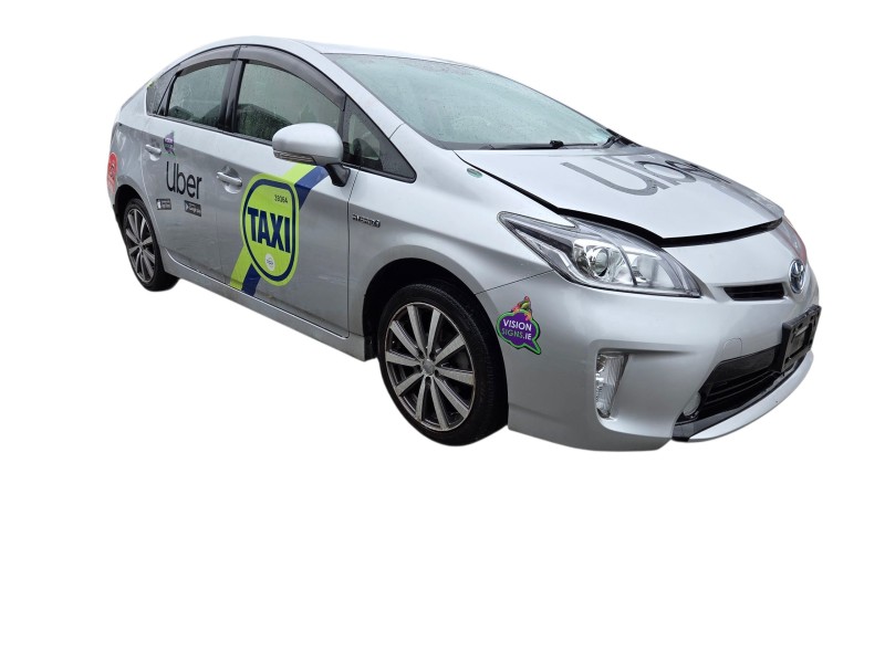 2013 TOYOTA PRIUS for breaking