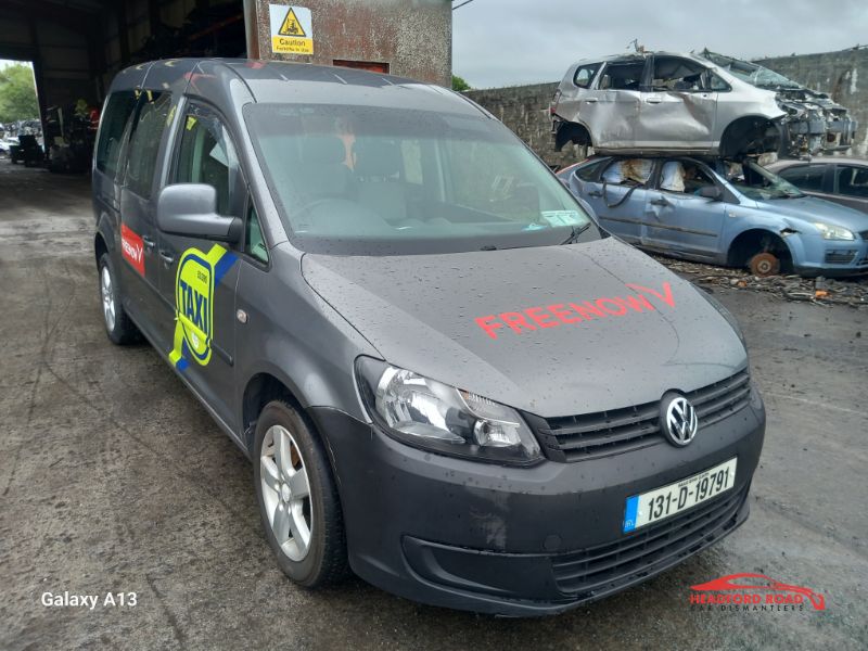 2013 VOLKSWAGEN CADDY MAXI LIFE 102HP DSG 7S 5 5DR AUTO for breaking