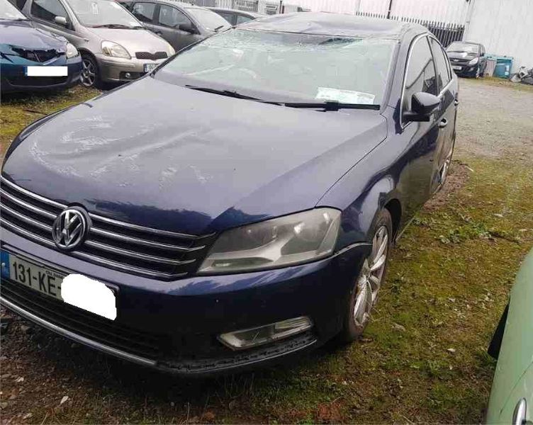 2013 VOLKSWAGEN PASSAT 1.6 TDI HIGHLINE BLUEMOTION 10 105PS 4DR for breaking
