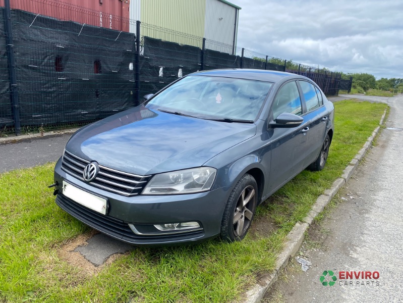 2013 VOLKSWAGEN PASSAT S BLUEMOTION TECHNOLOGY TDI for breaking
