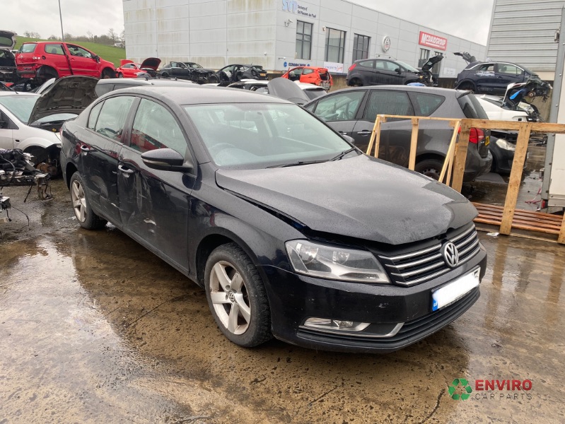 2013 VOLKSWAGEN PASSAT S BLUEMOTION TECHNOLOGY TDI for breaking