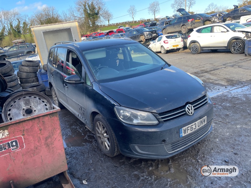 2013 VOLKSWAGEN TOURAN SE BLUE TECH TDI for breaking