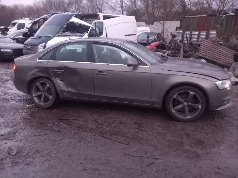 2014 AUDI A4 2.0 TDI 120 SE 4DR for breaking