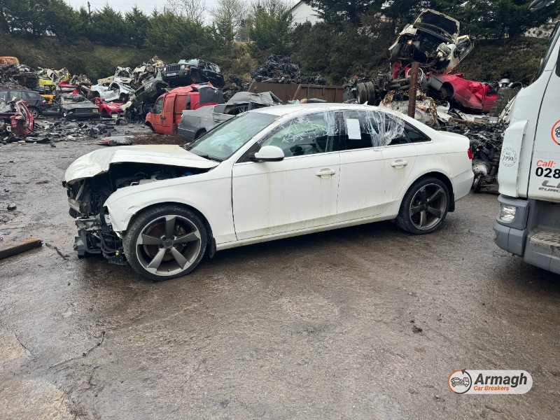 2014 AUDI A4 ULTRA SE TECHNIK TDI for breaking