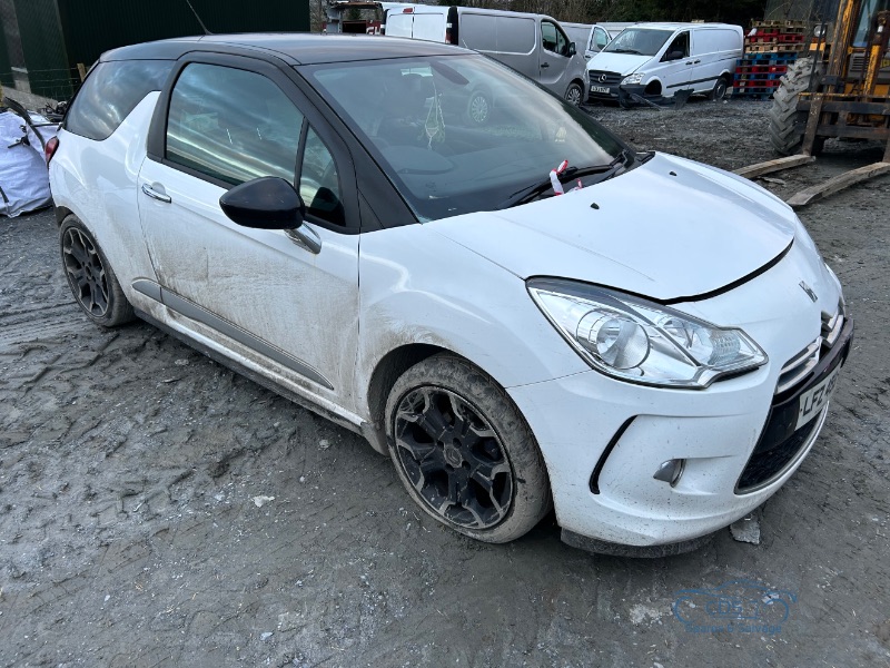 2014 CITROEN/DS DS3 DSTYLE + E-HDI for breaking