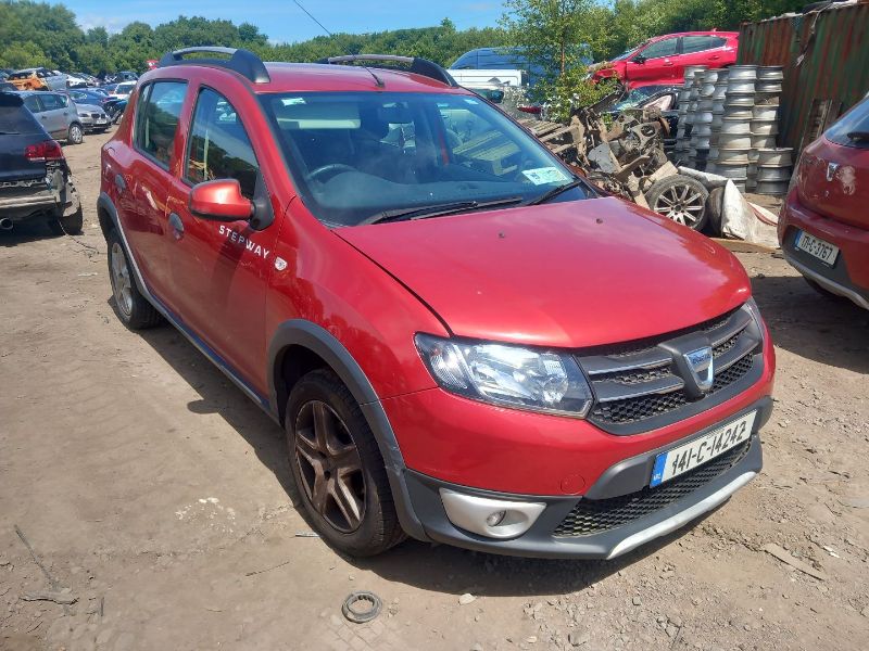 2014 DACIA SANDERO 0.9TCE STEPWAY LAUREAT LAUREATE 90 5DR for breaking