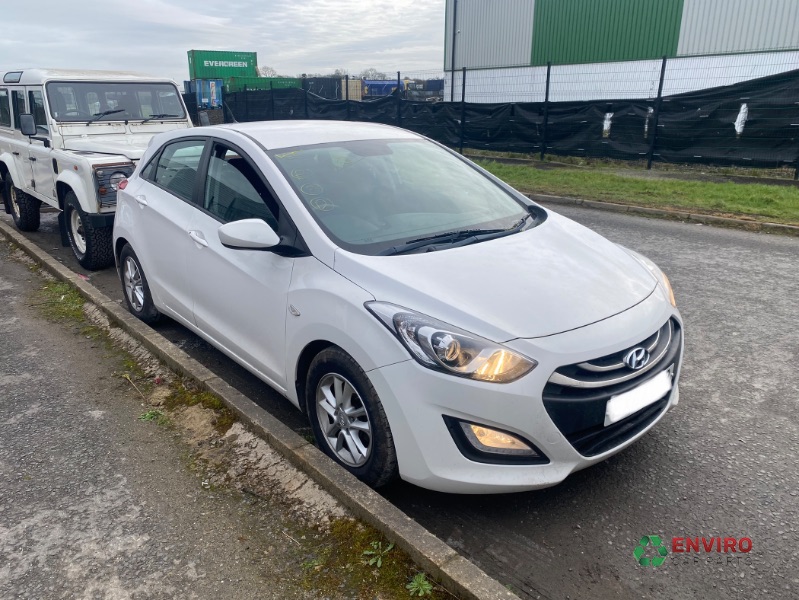 2014 HYUNDAI I30 ACTIVE BLUE DRIVE CRDI for breaking