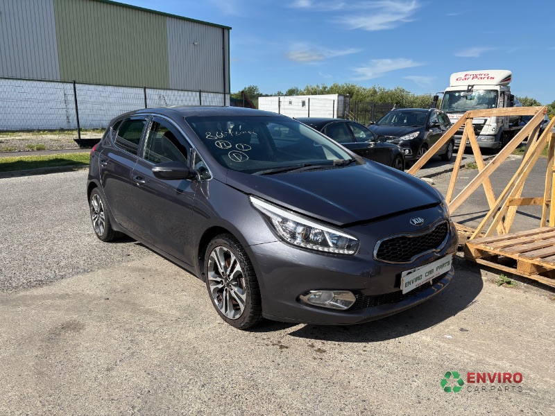 2014 KIA CEED 4 ECODYNAMICS CRDI for breaking