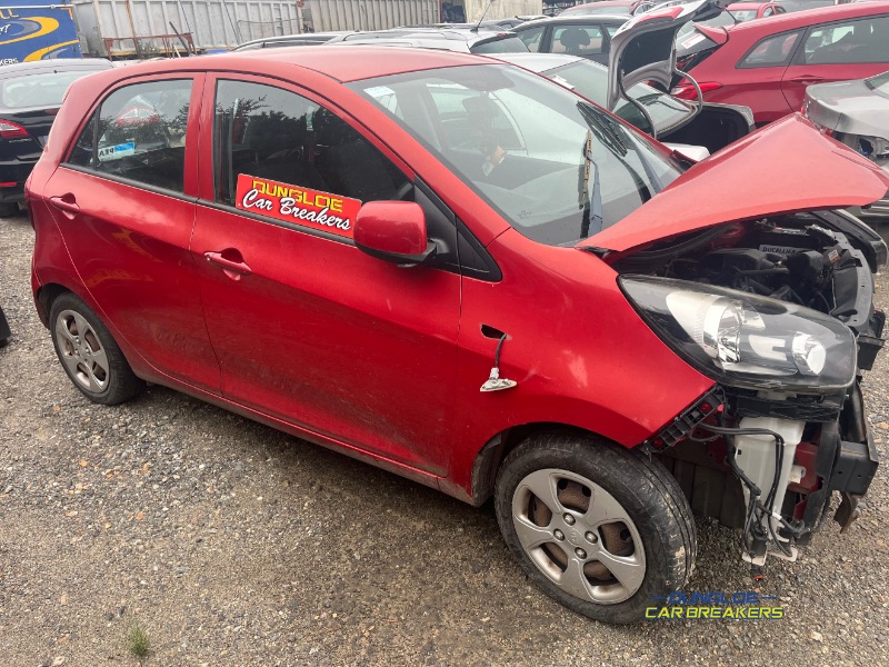 2014 KIA PICANTO LX 4DR for breaking