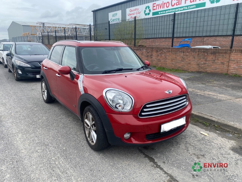 2014 MINI COUNTRYMAN COOPER D ALL4 AUTO for breaking