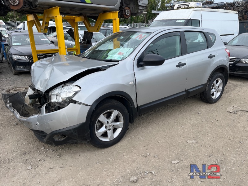 2014 NISSAN QASHQAI 1.6 XE ISS 5DR for breaking