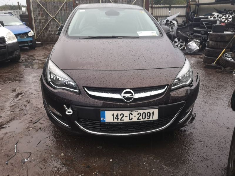 2014 OPEL ASTRA SE 1.7 CDTI 110PS 4DR for breaking