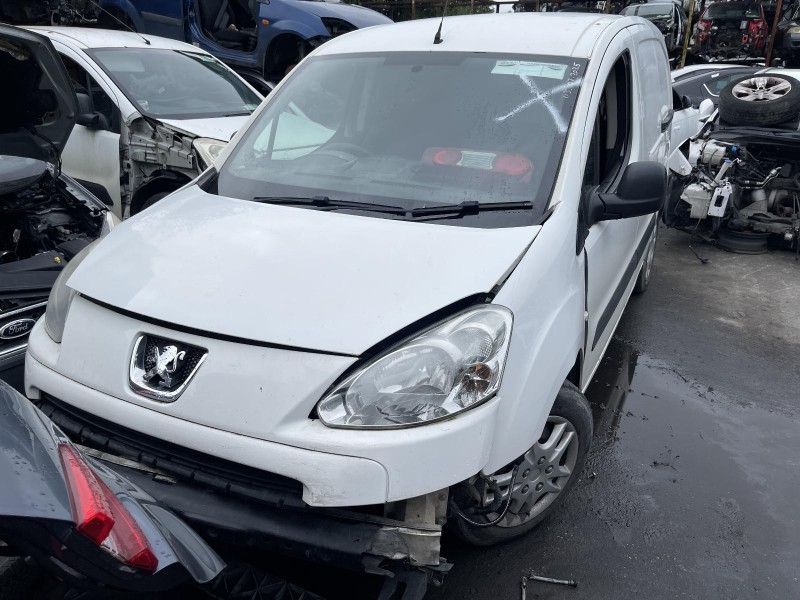 2014 PEUGEOT PARTNER L1 850 SE HDI 5DR 1.6H for breaking