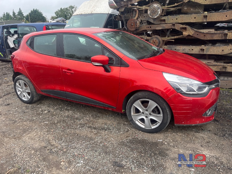 2014 RENAULT CLIO IV DYNAMIQUE 1.2 PET 7 4DR for breaking