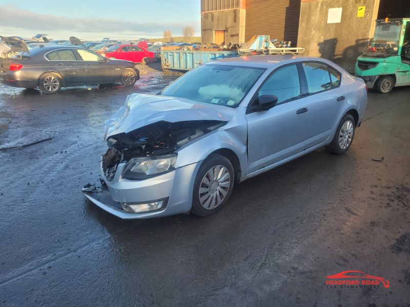 2014 SKODA OCTAVIA ACTIVE 1.6 TDI 105HP 4DR for breaking