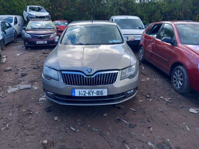 2014 SKODA SUPERB 2.0 TDI CR ELEGANCE 140 140PS 5DR for breaking