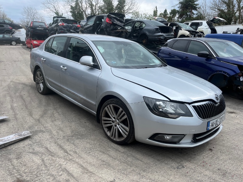 2014 SKODA SUPERB 2.0 TDI ELEGANCE 140PS for breaking