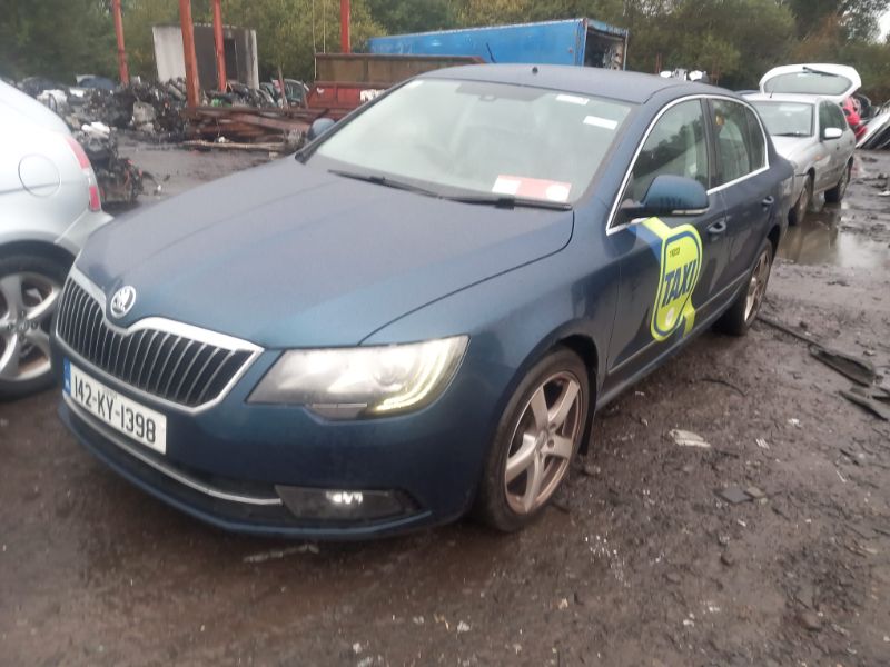 2014 SKODA SUPERB 2.0 TDI ELEGANCE 170PS 5DR for breaking
