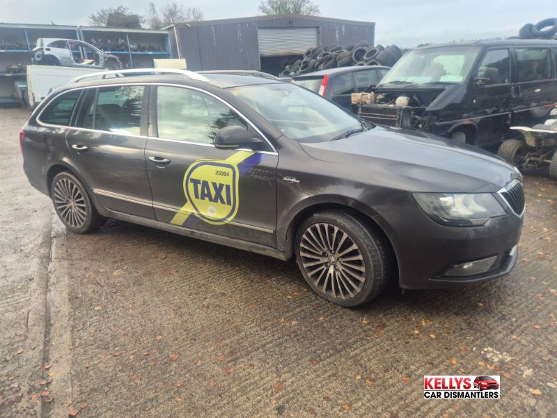 2014 SKODA SUPERB C LAURIN & KLEMENT 2.0 TDI 170HP 4DR AUTO for breaking