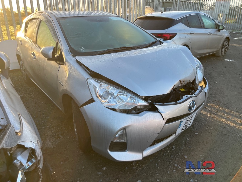2014 TOYOTA AQUA 1.5 NHP10 5DR AUTO DAA-NHP10 for breaking