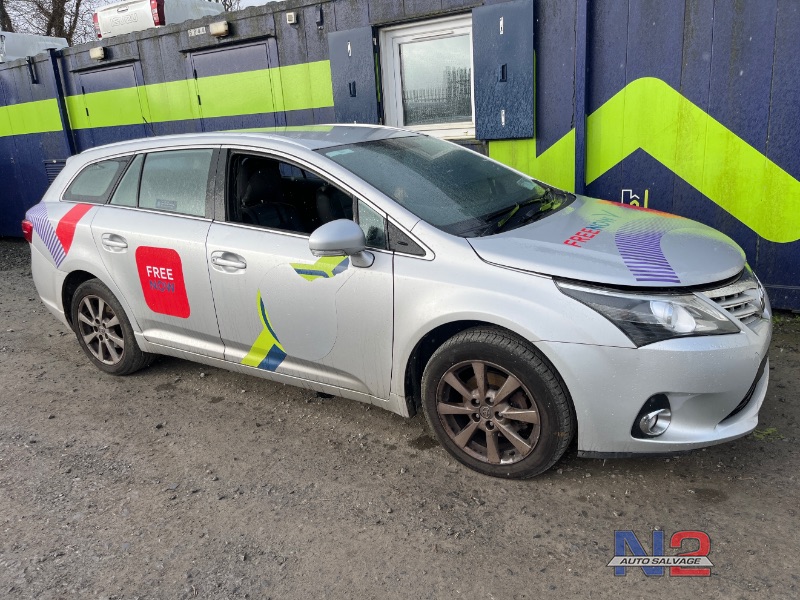 2014 TOYOTA AVENSIS 2.0 D-4D AURA TOUR 4DR for breaking