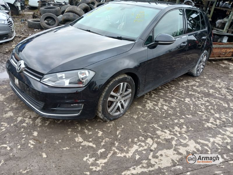 2014 VOLKSWAGEN GOLF GT BLUEMOTION TECHNOLOGY T for breaking