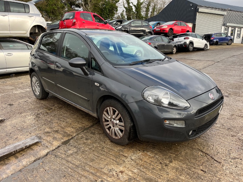 2015 FIAT PUNTO EASY 1.3 4DR for breaking