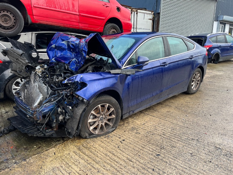 2015 FORD MONDEO 2.0 TDCI ZETEC ECO S/S 150PS 5DR for breaking