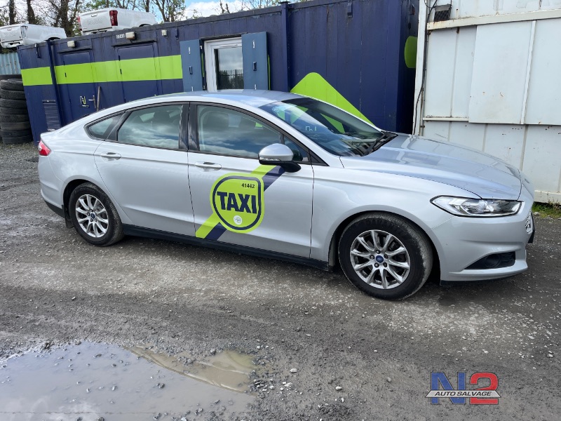 2015 FORD MONDEO 5 DOOR STYLE 1.6 D 115PS 4DR for breaking