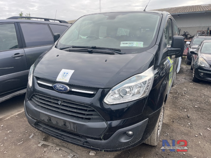 2015 FORD TRANSIT CUSTOM 310L LRL4 125PS KOMBI M1 LR L4 4DR for breaking