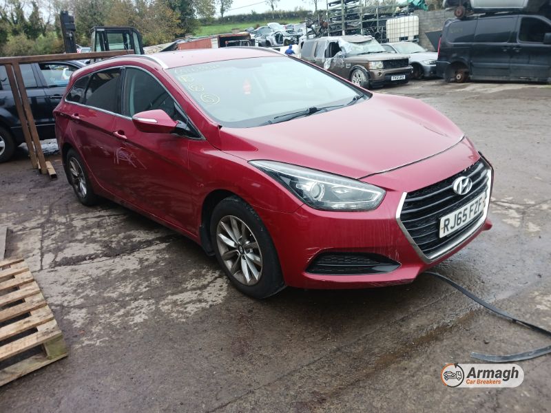 2015 HYUNDAI I40 CRDI BLUE SDRIVE for breaking