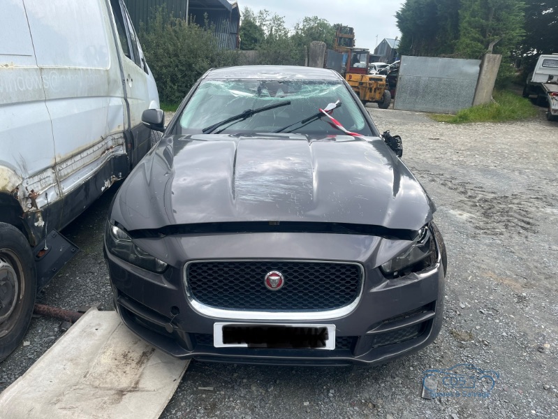 2015 JAGUAR XE PRESTIGE D AUTO for breaking