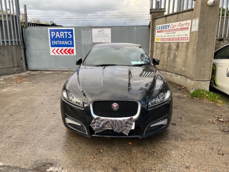 2015 JAGUAR XF 2.2 D R-SPORT 163PS 5DR AUTO for breaking