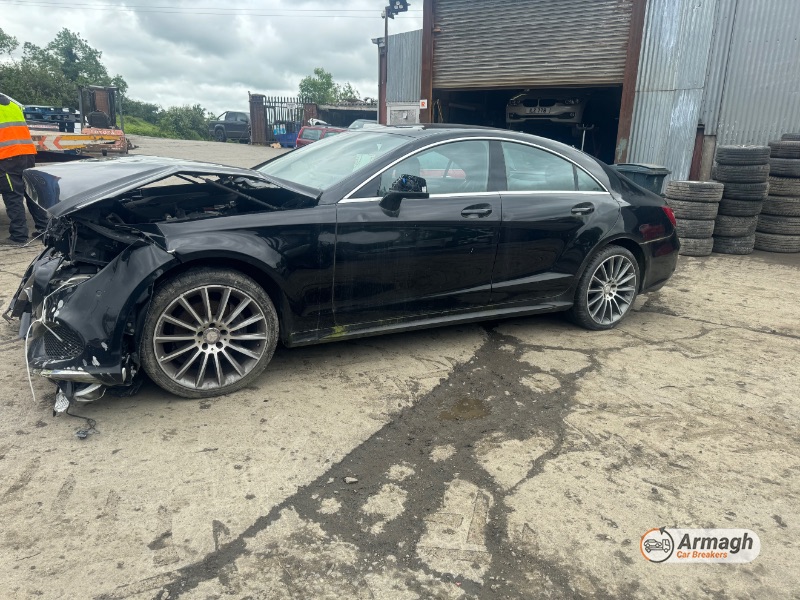 2015 MERCEDES CLS-CLASS AMG LINE BLUETEC AUTO for breaking