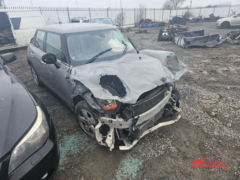 2015 MINI HATCH D XT12 5DR ONE for breaking
