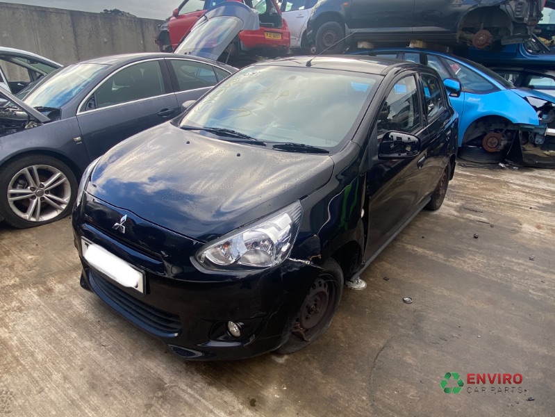 2015 MITSUBISHI MIRAGE 1 for breaking