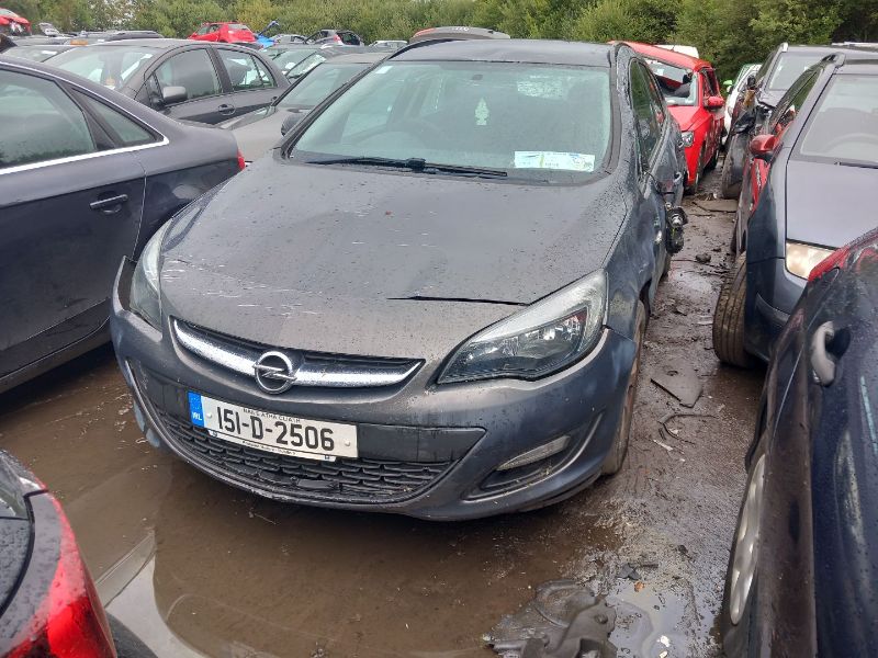 2015 OPEL ASTRA SC 1.6CDYI 110PS 5DR for breaking