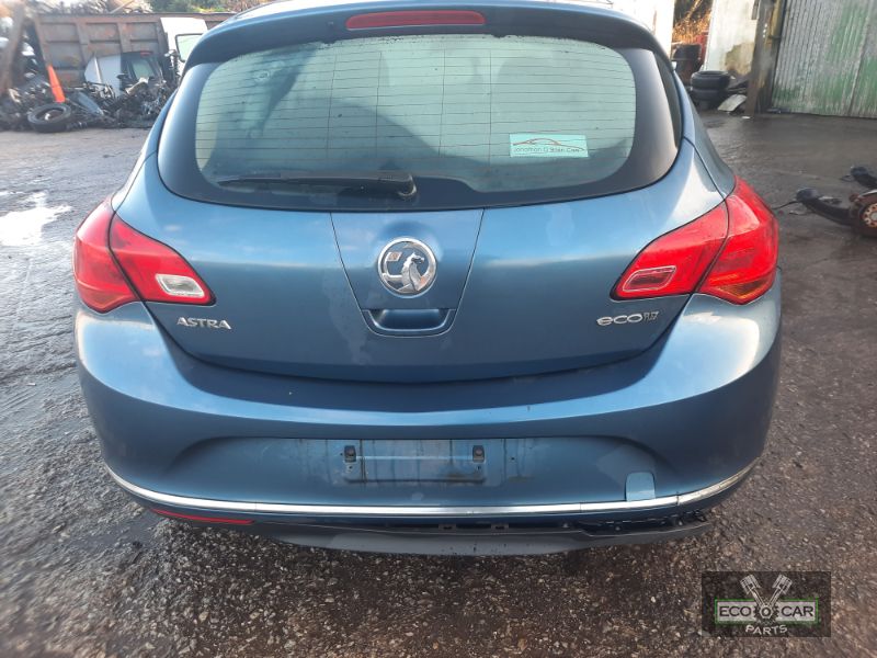 2015 OPEL ASTRA VAUXHALL 1.6 CDTI ECOFLEX DESIGN 108BHP 5DR 110PS for breaking