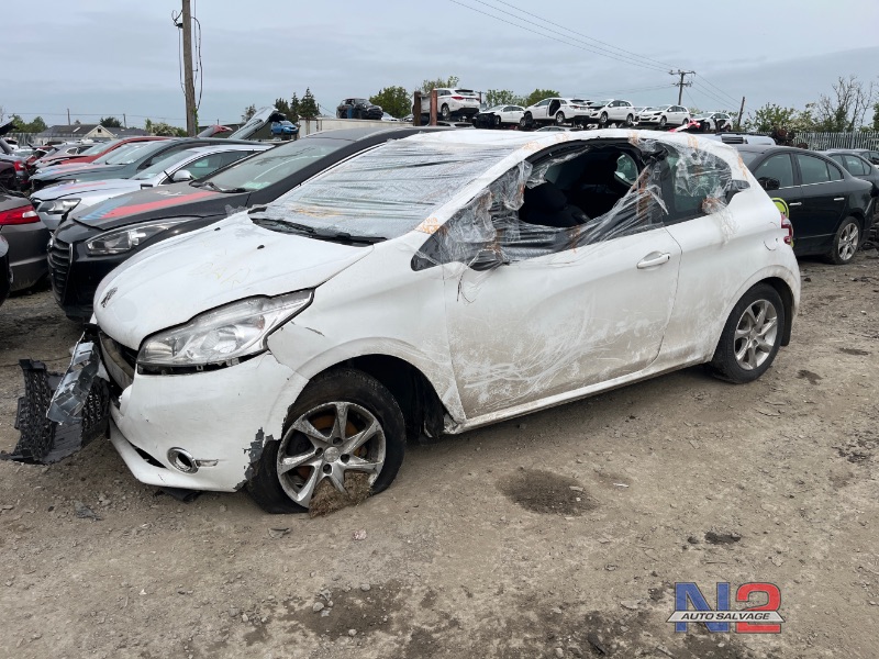 2015 PEUGEOT 208 ACTIVE HDI for breaking