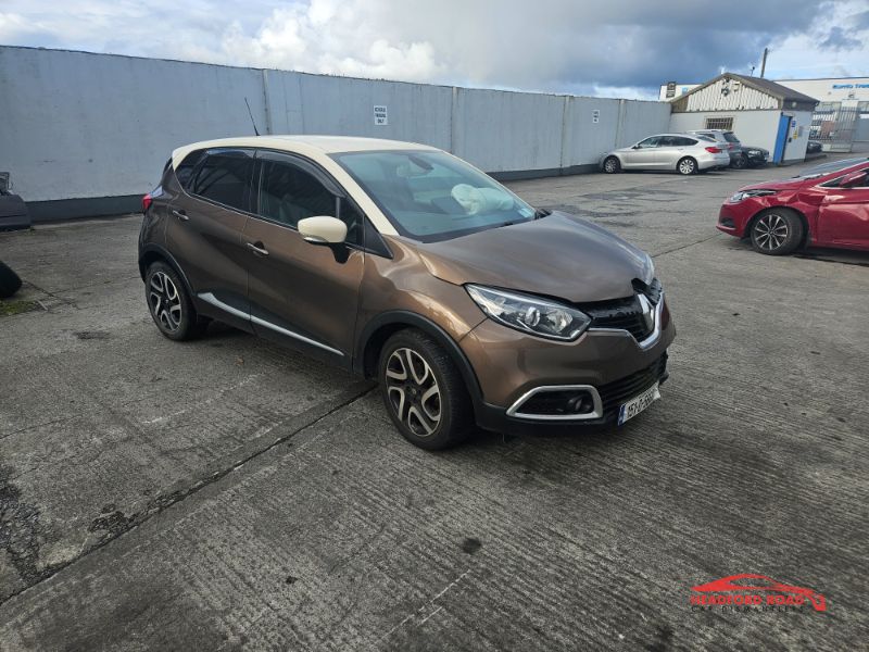 2015 RENAULT CAPTUR ABA-2RH5F 5DR AUTO for breaking