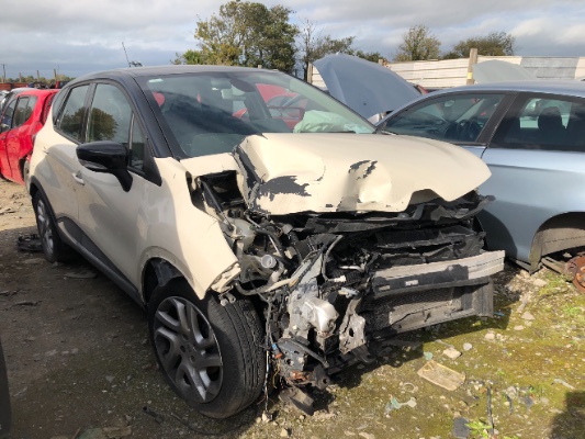2015 RENAULT CAPTUR Captur Intense 1.5 DCI 90 4DR for breaking